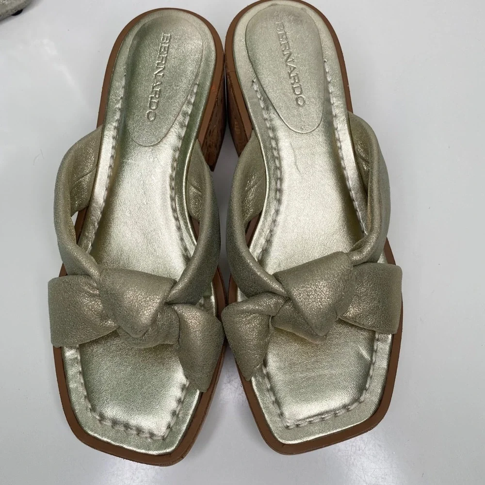 Bernardo Jolie Metalic Champaign Knot Platform Cork Heels Women's Size 7.5M‎